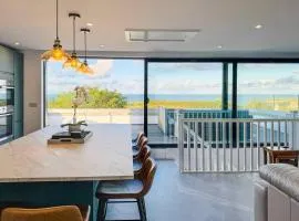 Panoramic Sea Views Roof Terrace EV Sleeps 8