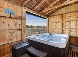 Rock Creek Canyon 1BR, Hot Tub, Sauna, Fire Pit