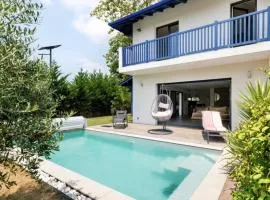 Luxueuse Villa contemporaine avec piscine à deux pas des plages de Biarritz