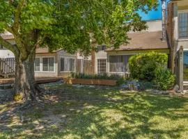 Dog friendly coastal townhome with golf course views patios and washer dryer
