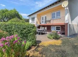 3 Bedroom Amazing Home In Fleringen