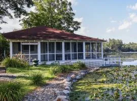 Heart's Desire, Cottage with stunning lake views
