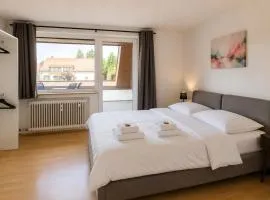 Altstadtwohnung mit Schlossblick 3 Schlafzimmer, Balkon, Parkplatz