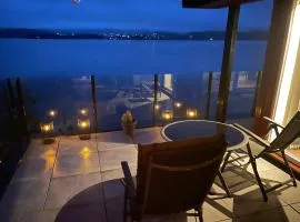Waterfront House with Spectacular Ocean View