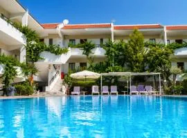 Terinikos Sunny Garden Hotel & Junior Suites
