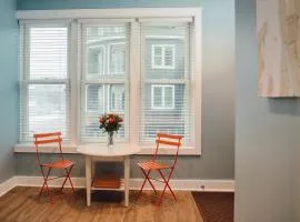 Experience comfort in Bay Harbor at Nautical Dream 220, a spacious 3-bedroom condo.