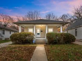 Quiet 2BR Near Mercy Dog Friendly, Week & MO Rates
