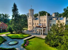 Pałac Mierzęcin Wellness & Wine Resort，位于米尔曾琴的酒店