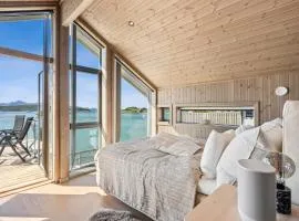 Exclusive holiday home with fantastic views at sommarøy