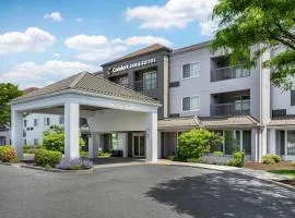 Comfort Inn & Suites Bethlehem Lehigh Valley Airport