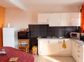 Appartement moderne avec vue mer à Bouillante, 50 m²