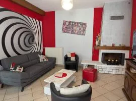 Charmante maison rénovée avec jardin, proche de Verdun, idéale pour familles, draps et chauffage inclus - FR-1-585-50