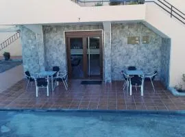 纽弗阿隆索旅馆