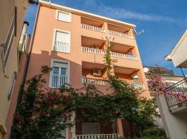 Apartments Knezović，位于格拉达茨的酒店