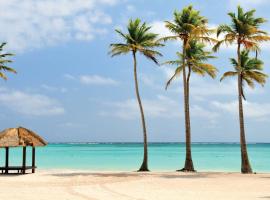 Tropicana Sol Caribe Beach Pool STUDIOS Los Corales Bavaro WiFi PARKING &SPA，位于蓬塔卡纳的酒店