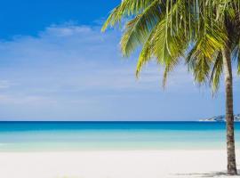 TROPICAL Dolce Vita HOTEL ROOMS WIFI Swimming POOL BEACH CLUB & SPA，位于蓬塔卡纳的酒店