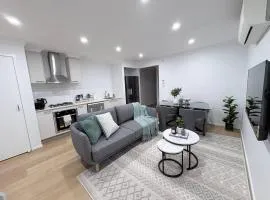 Cozy and stylish 2BR Granny Flat 500m Walk to shop