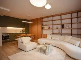 The Luxury Garden Apartment by PikHost