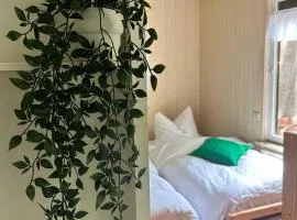Einfaches Ferienhaus mit Garten und ursprünglichem Retro-Charakter in Schöneiche bei Berlin