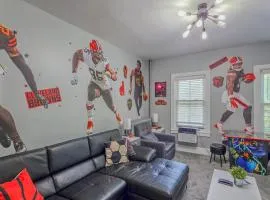 Sport Extravaganza | Near CP & SF | W/D| Pet OK