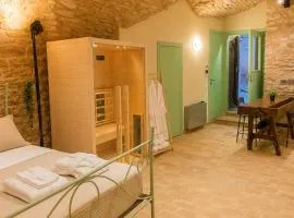 Suite in Pietra con Sauna nel Cuore di Spello