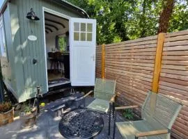 Tiny House dat Lüttje - Glamping im Bauwagen an der Elbe