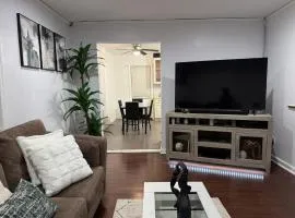 Luxury Duplex in Pelham Gardens