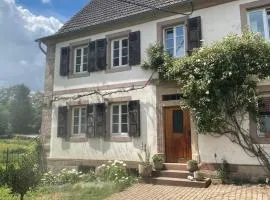 Quiet rural farmhouse accommodation with lots of nature