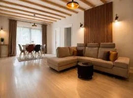 Garden Retreat Keyhouse