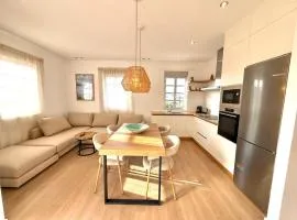 Apartamento entre area e mar