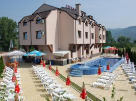 Hotel Nice，位于Simitli的酒店