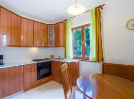 Marija Big & Comfortable