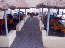 Chris VI Hotel And Resort Ltd，位于Nnarambe的酒店
