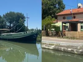 Péniche GEMJO & Maison d'Ecluse No17 - Chambres d'hôtes insolites au fil du canal