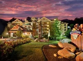 Bearskin Lodge on the River