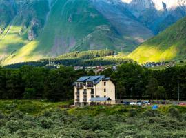 Hotel Gold Kazbegi，位于卡兹贝吉的酒店