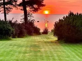 Sea Breeze Cottage