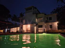 La Petite Boutique Hotel with Pool Near Beach and Airport，位于波戈马洛的酒店