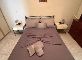 Velinora House