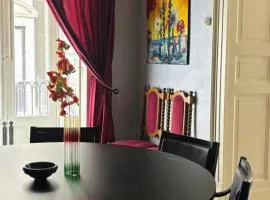 19th-century apartment 1 min from the cathedral