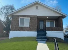 2Bed 1Bath Rental In Saint Louis Freshly Rehabbed