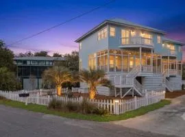 My Blue Sky - Fire Pit & Porch Paradise