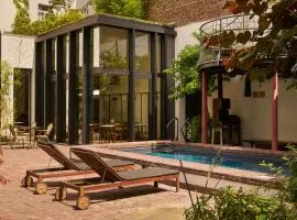 Le Berger Latroupe Hotel