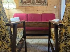 Kierunek Puszcza Apartament Retro 8 osob