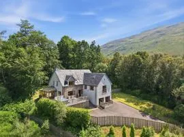 Loch View, Hot Tub, Near Loch Lomond, Pet-friendly