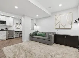 Modern Private Suite in Greenfield, Own Entry