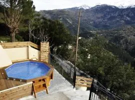 Villa Lakki Heated round pool Jacuzzi