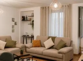 Ribeirinha Guesthouse