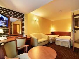 Hotel Astra Tajemniczy Ogród，位于波兹南的酒店