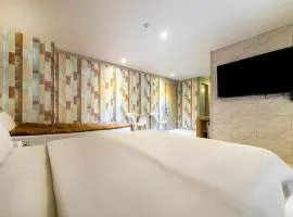 Hotel Fiona